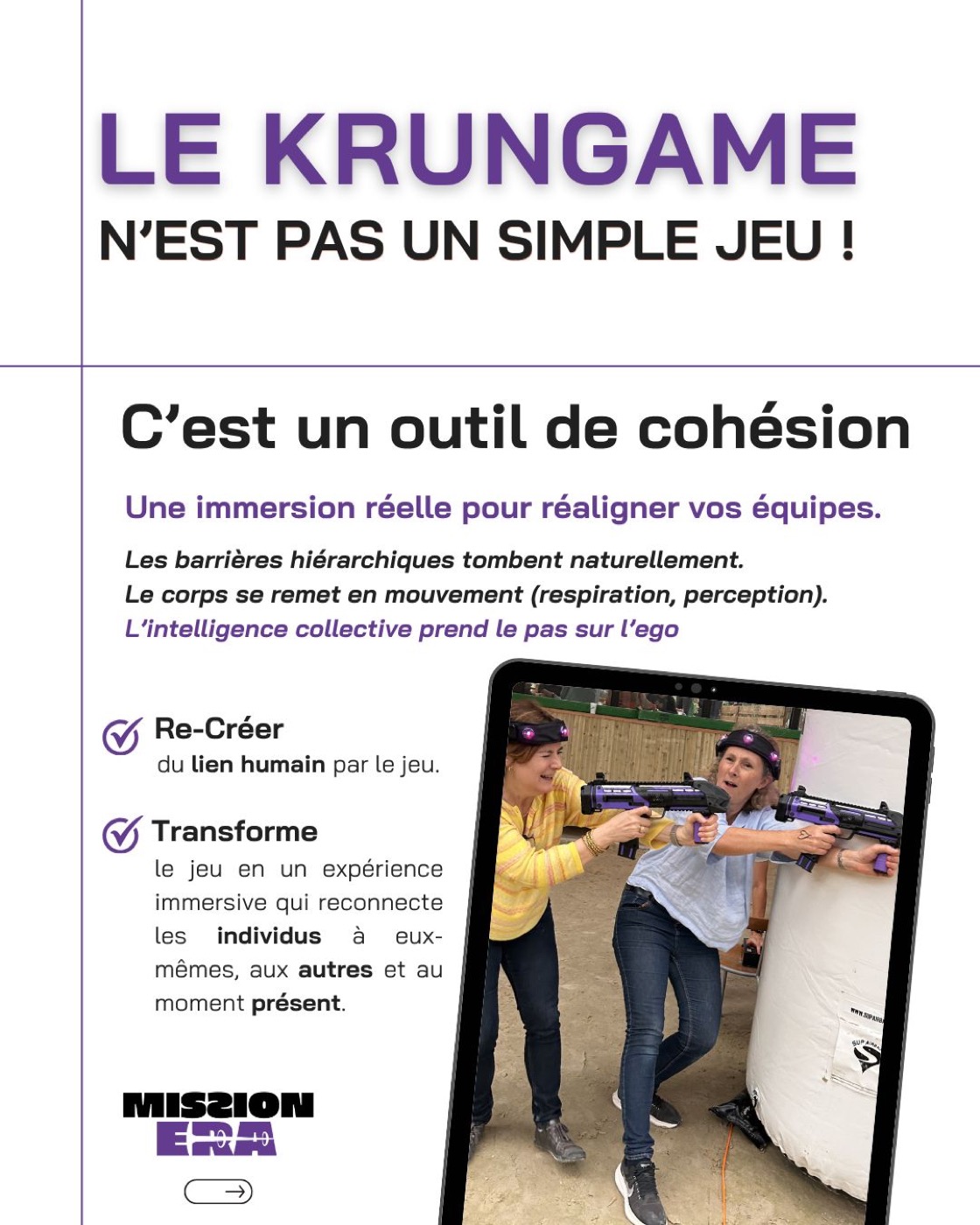 Équipe multigénérationnelle réunie autour d'un défi commun lors d'une expérience Mission Era